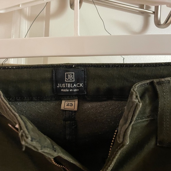 Justblack denim jeans - size 25- very comfortable and barely worn - Picture 4 of 5